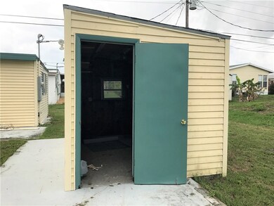 313 Pineapple St, Sebastian, FL 32958 - photo 3