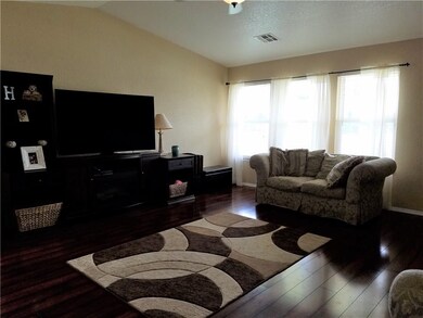 9217 Snowberry Dr, Oklahoma City, OK 73165 - photo 2