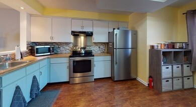 1004 Pleasant St unit 15, East Weymouth, MA 02189 - photo 3