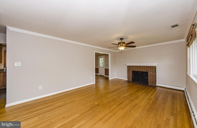 6709 Moly Dr, Falls Church, VA 22046 - photo 2