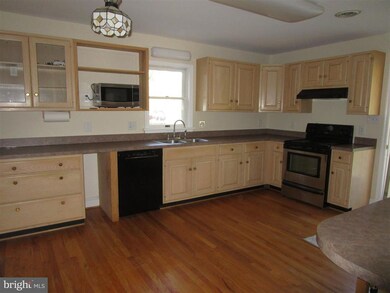 45168 Christman Rd, Hollywood, MD 20636 - photo 4