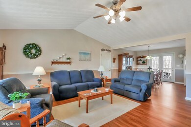 1523 Jacobs Rd, Martinsburg, WV 25404 - photo 6