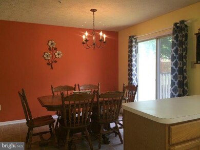 9204 Howland Rd, Laurel, MD 20723 - photo 6