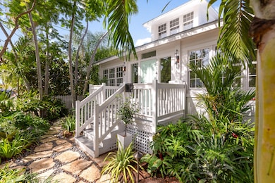 1114 GRINNELL ST WEB-4