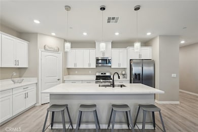 128 Chumash Cove, Perris, CA 92570 - photo 5