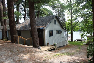 EXTERIOR SIDE