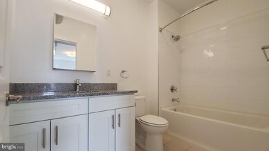 226 Church St unit 310, Philadelphia, PA 19106 - photo 6