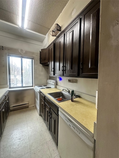 Executive Towers unit L1, Poughkeepsie, NY 12601 - photo 7