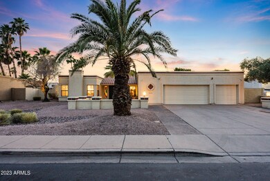 Three Car Garage
