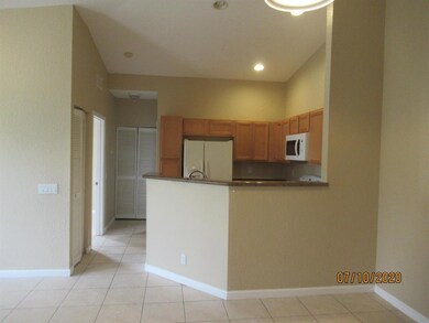 3007 Laurel Ridge Cir, Riviera Beach, FL 33404 - photo 2
