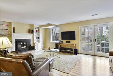 3561 Hamlet Place, Chevy Chase, MD 20815 - photo 3