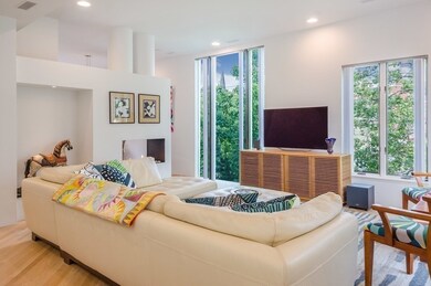 46 Trowbridge St unit B, Cambridge, MA 02138 - photo 4