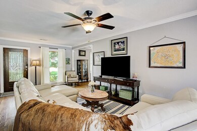 236 W 30th St, Houston, TX 77018 - photo 6