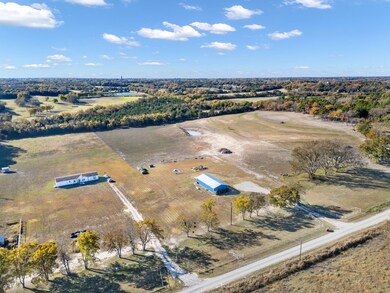 686 County Road 4715, Leonard, TX 75452 - photo 6