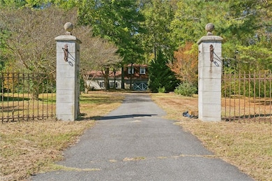 8655 Merry Oaks Ln, Toano, VA 23168 - photo 2