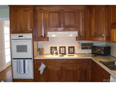 11810 Murray Hill Dr, Midlothian, VA 23113 - photo 7