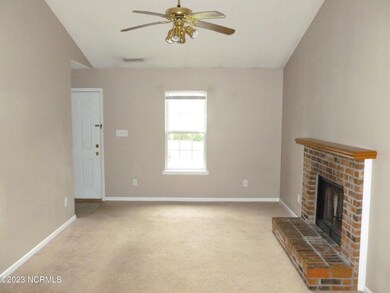 166 Brenda Dr, Jacksonville, NC 28546 - photo 3