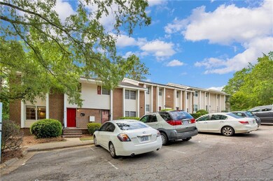 599 Winding Creek Rd, Fayetteville, NC 28305 - photo 3