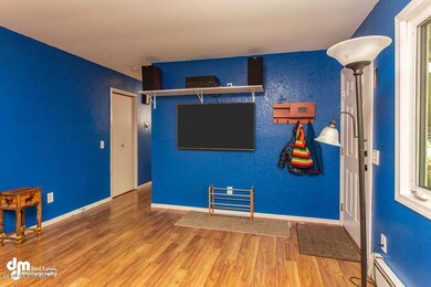 Living Room_6887-SMALL