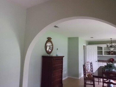 ARCH FROM FOYER TO DINING
