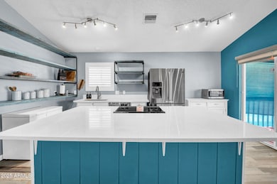 7-web-or-mls-6064 E Ingram St-7