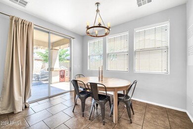 15310 W Wethersfield Rd-11
