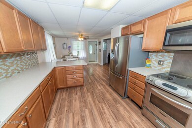 10 Alger St, Adams, MA 01220 - photo 5