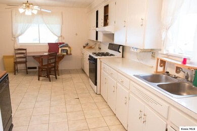 7 N Market St, Danville, OH 43014 - photo 5