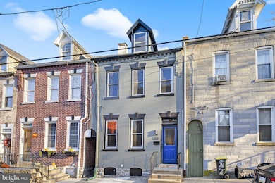 624 Saint Joseph St, Lancaster, PA 17603 - photo 2