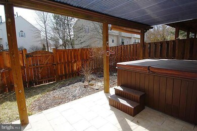 46746 Graham Cove Square, Sterling, VA 20165 - photo 2