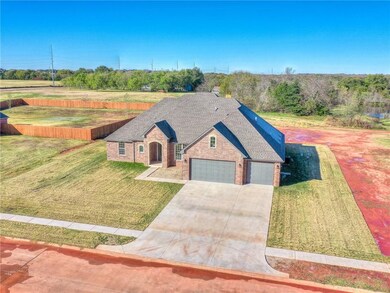 12858 Meadow Ridge Dr, Shawnee, OK 74801 - photo 4