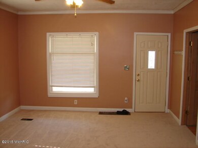 173 Bryant St - living