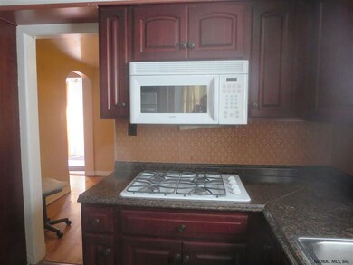 10 Victor St, Albany, NY 12206 - photo 3