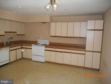 23 Dorchester Ct, Annapolis, MD 21403 - photo 2