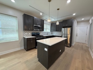 5852 N Artesian Ave unit 1, Chicago, IL 60659 - photo 4