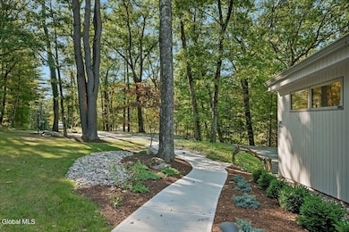 79 Cole Ln, Troy, NY 12180 - photo 5