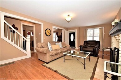 1654 Compton Rd, Cleveland, OH 44118 - photo 6