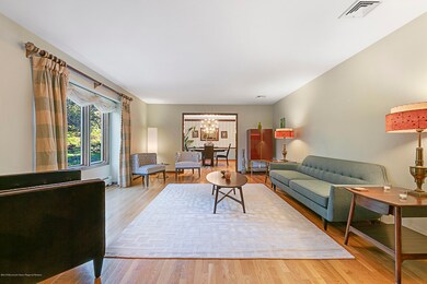 8 Seedling Dr, Colts Neck, NJ 07722 - photo 5