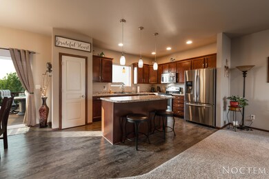 1308 Shires Dr SE-19