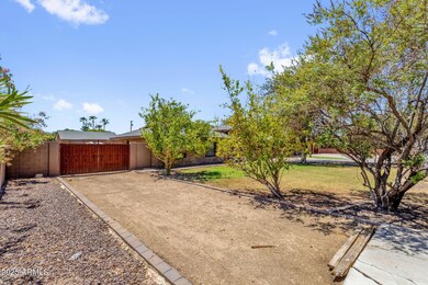 2043 E Quartz St (2)