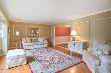 _RMJ7812 living room