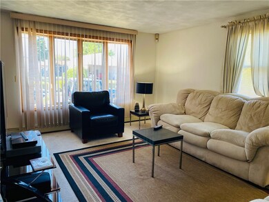 27 Busby St, Pawtucket, RI 02860 - photo 7