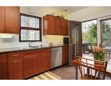 287 Kent St unit 4, Brookline, MA 02446 - photo 3