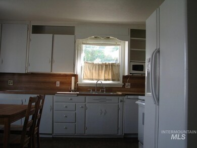 1951 Yale Ave, Burley, ID 83318 - photo 5