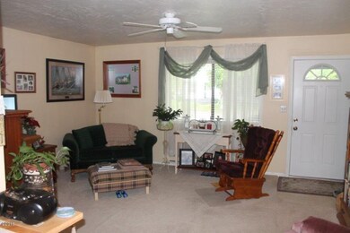 Unit A Living Rm