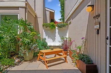 02 - Front Patio