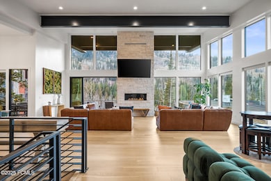 002_ar507761_copy_24