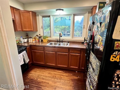 2375 Snellbrook Rd, Auburn Hills, MI 48326 - photo 7