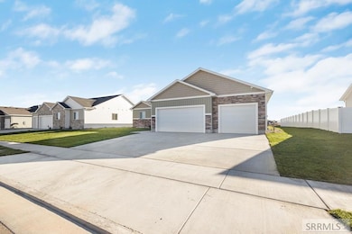 5320 Cypress Creek, Idaho Falls, ID 83401 - photo 3