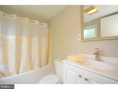 1993 Clearview Ave, Norristown, PA 19403 - photo 7